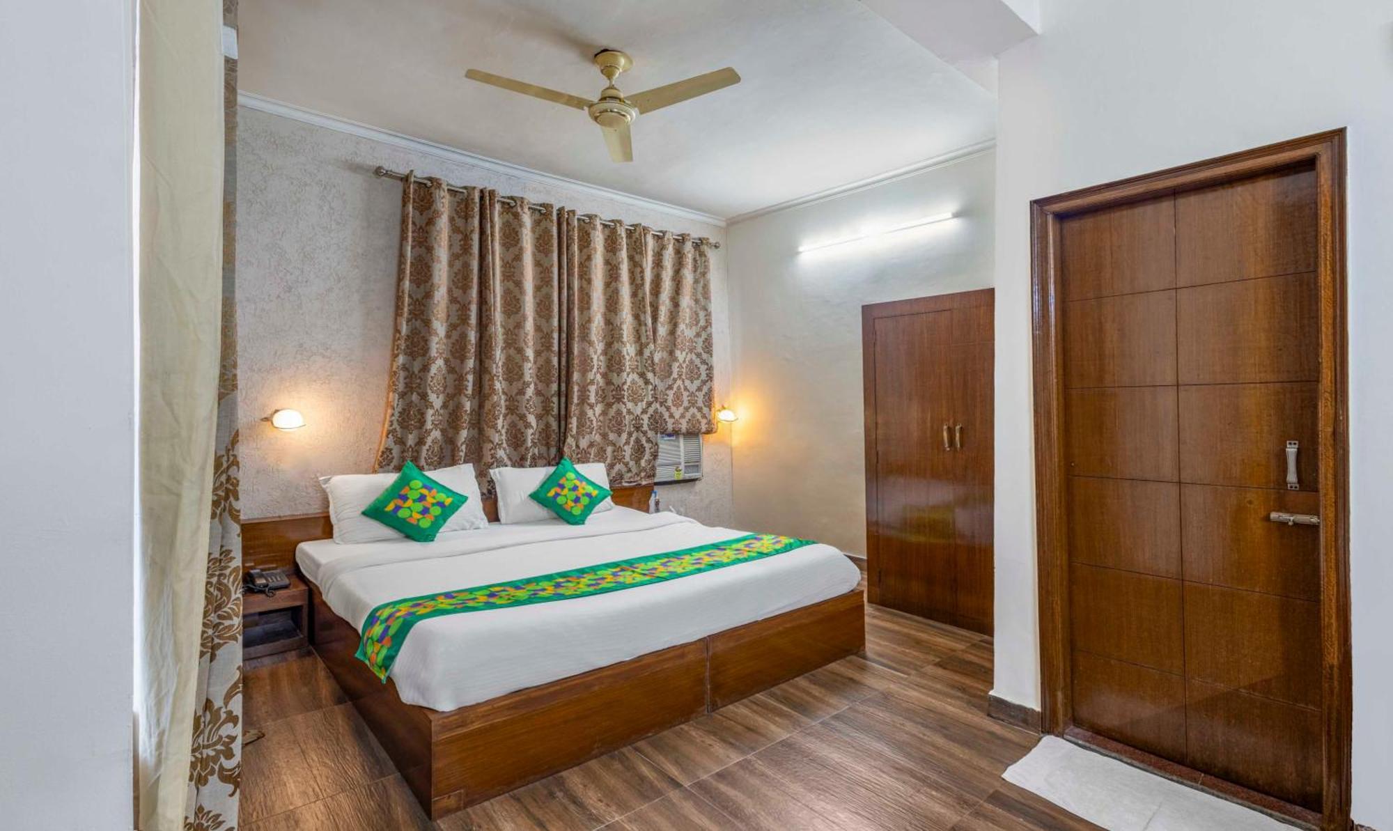 Treebo Maurice Hotel Baddi Екстериор снимка